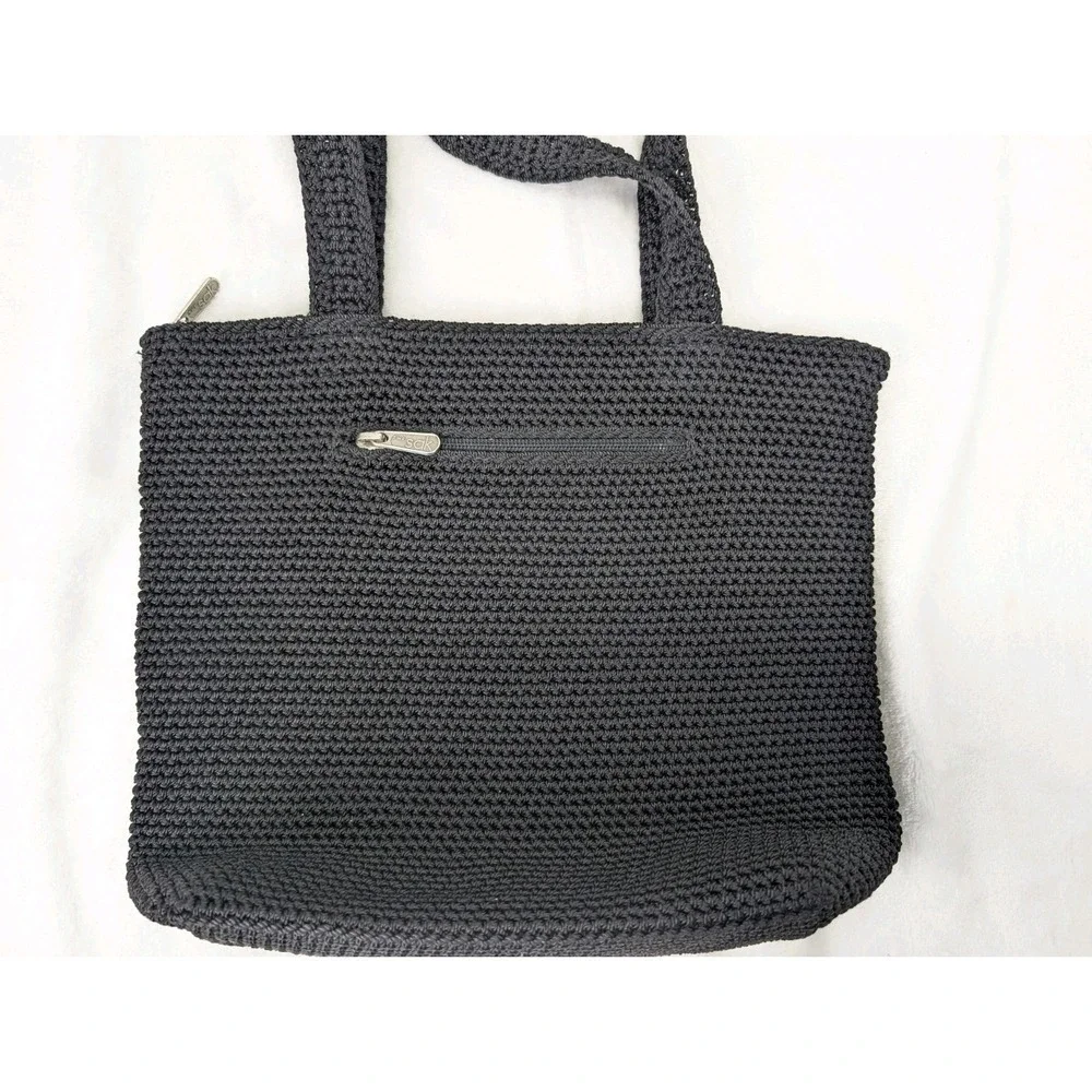 The SAK Crochet Knit Woven Hobo Shoulder Bag Black Minimalist Beach Resort Vacay